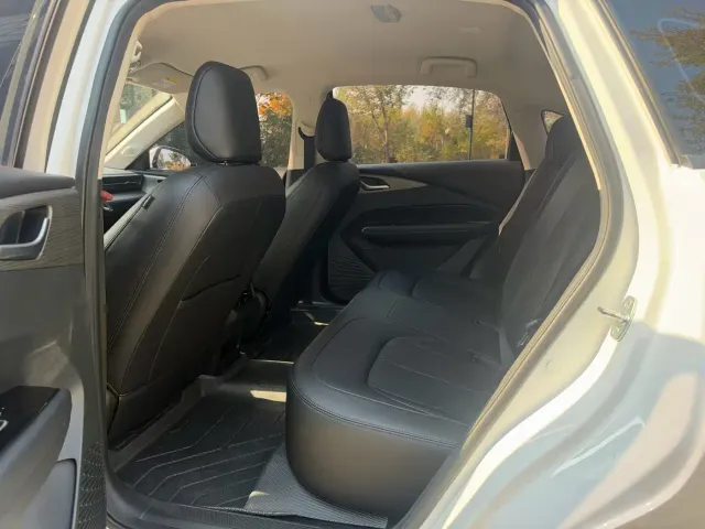 Wuling Starlight — Фото автомобиля 5