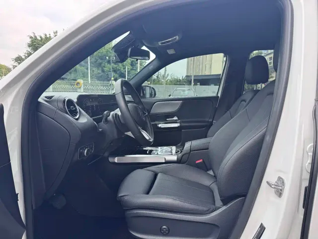Mercedes-Benz GLB-Class — Фото автомобиля 2