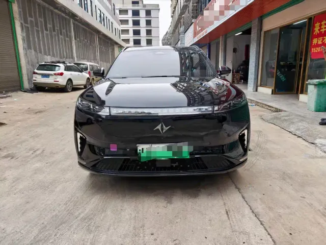 Dongfeng eπ 008 — Фото автомобиля 2