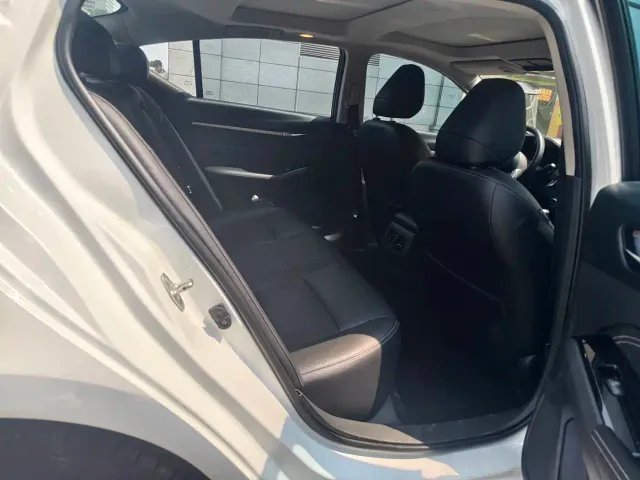Nissan Teana — Фото автомобиля 5