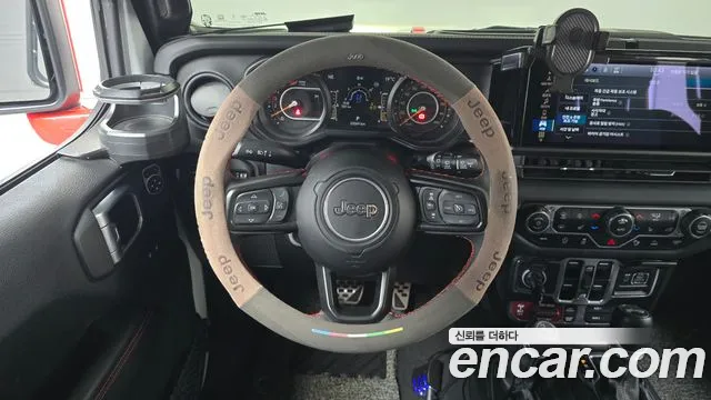 Jeep Wrangler — Фото автомобиля 19