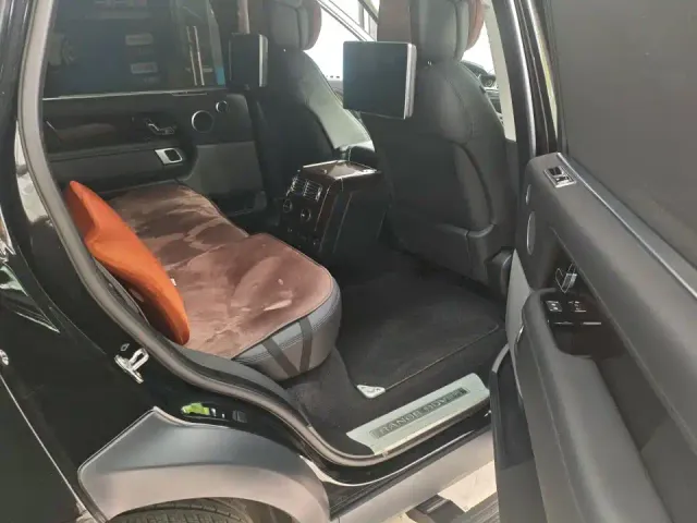 Land Rover Range Rover — Фото автомобиля 7