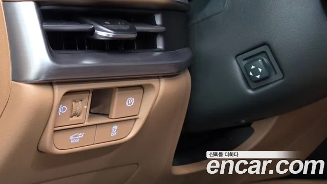 Hyundai Grandeur Grandeur (GN7) 3.5 Бензин 4WD — Фото автомобиля 20