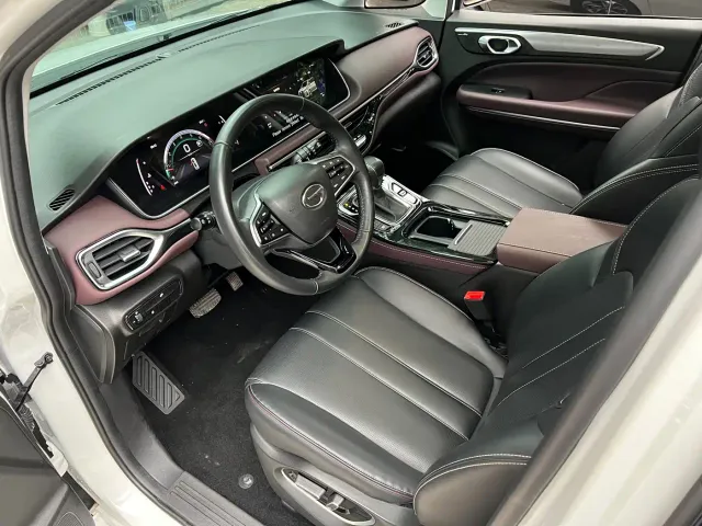 GAC Trumpchi M6 — Фото автомобиля 7