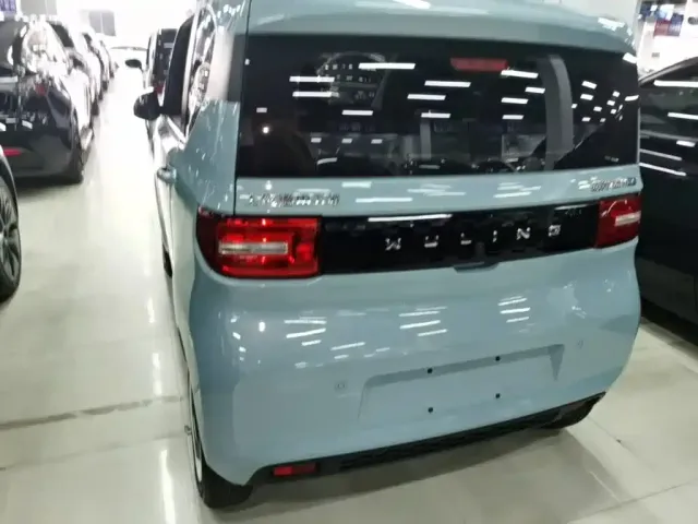 Wuling Hongguang Mini EV — Фото автомобиля 4
