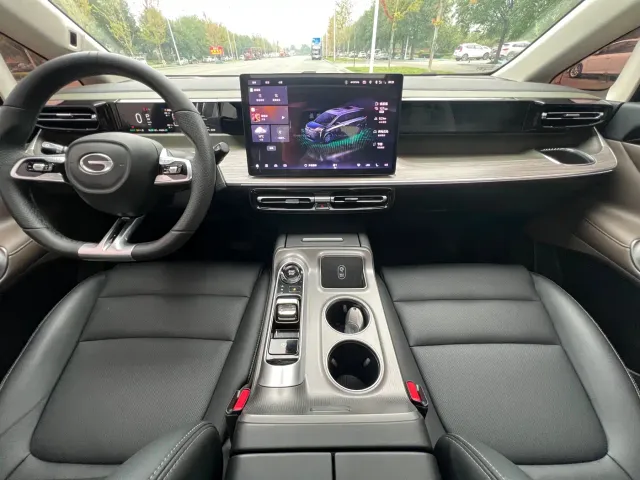 GAC Trumpchi E8 — Фото автомобиля 8
