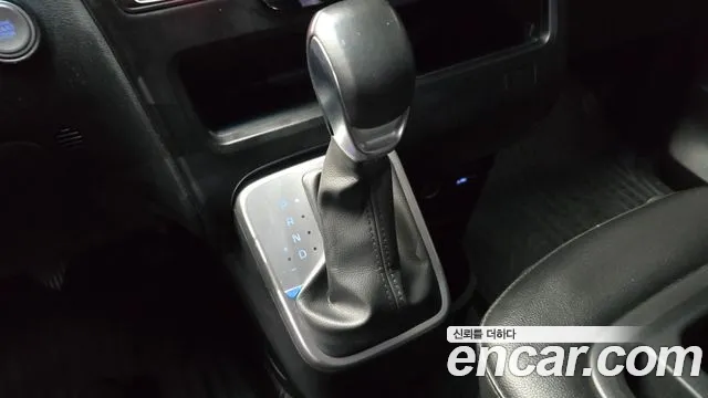 Hyundai Staria — Фото автомобиля 9