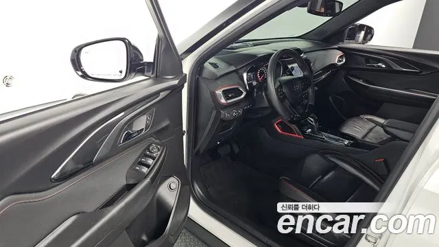 Chevrolet Trailblazer — Фото автомобиля 15