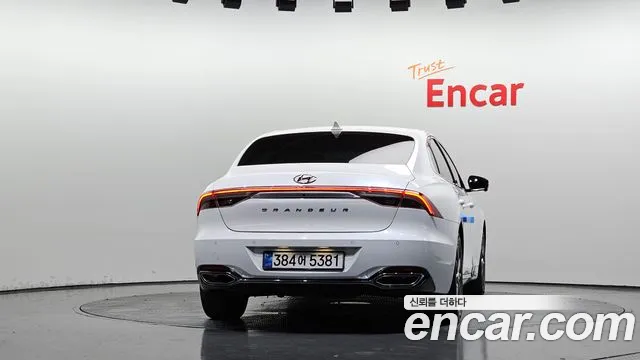 Hyundai Grandeur Новый Grandeur IG — Фото автомобиля 4