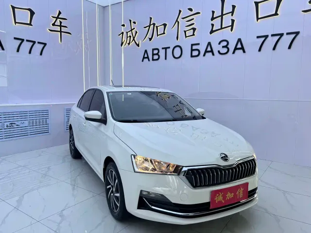 Škoda Rapid 2022 1.5L Automatic Comfort Edition — Фото автомобиля 3