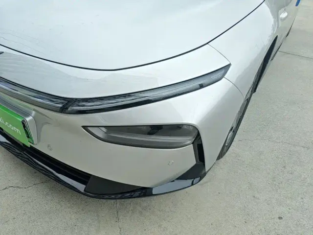 Xpeng P7+ — Фото автомобиля 23