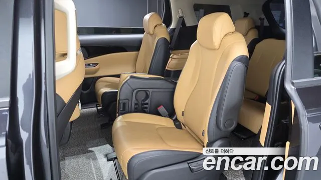 Kia Canival Carnival 4 поколение Дизель 11 мест Prestige — Фото автомобиля 12