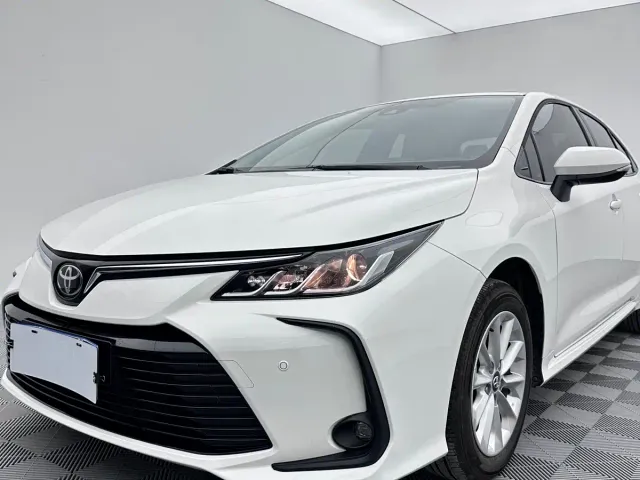 Toyota Corolla — Фото автомобиля 7