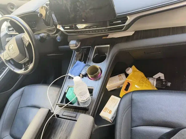 Toyota Granvia — Фото автомобиля 12