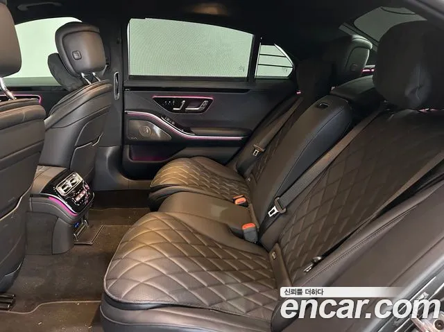 Mercedes-Benz S-Class — Фото автомобиля 16
