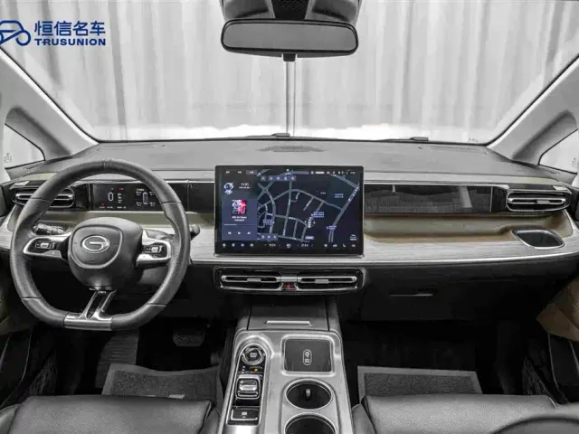 GAC Trumpchi E8 — Фото автомобиля 13