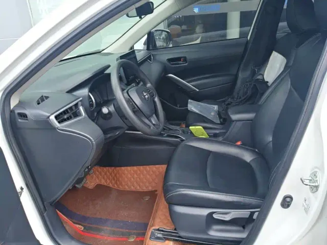 Toyota Corolla Cross — Фото автомобиля 14