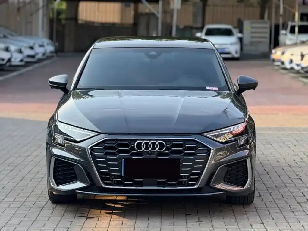 Audi Audi A3 2023 Facelift Sportback 35 TFSI Fashion Sport — Фото автомобиля 2
