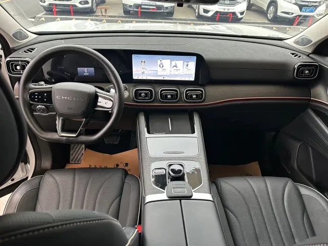 Chery Tiggo 9 — Фото автомобиля 6