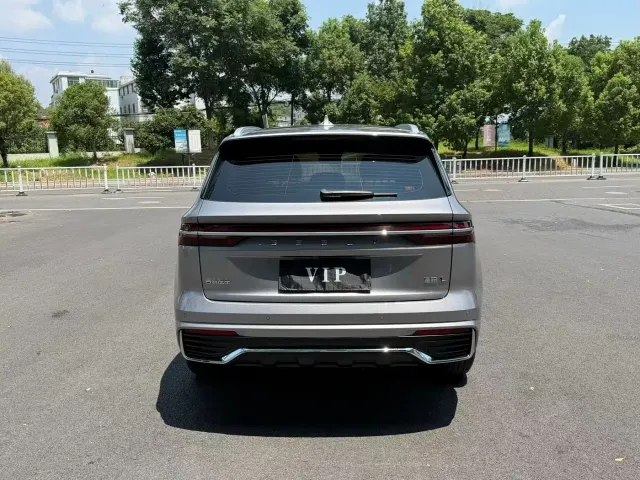 Geely Xingyue L — Фото автомобиля 4