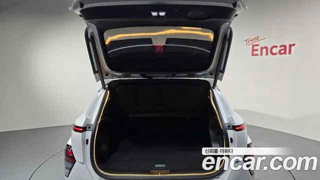 Hyundai Kona — Фото автомобиля 20