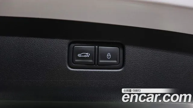Genesis GV70 — Фото автомобиля 23