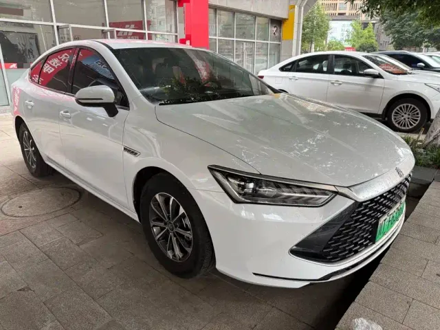BYD Qin PLUS — Фото автомобиля 3