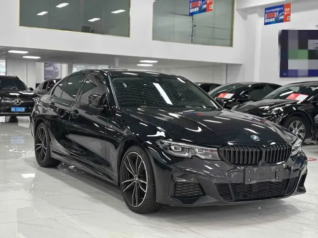 BMW 3 Series — Фото автомобиля 3