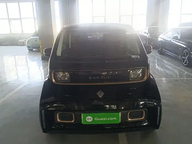 Baojun KiWi EV — Фото автомобиля 2