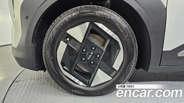 Kia EV3 — Фото автомобиля 5