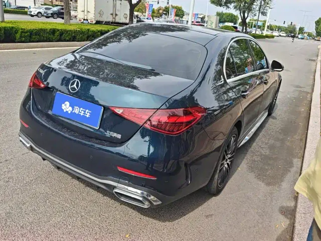 Mercedes-Benz C-Class — Фото автомобиля 3