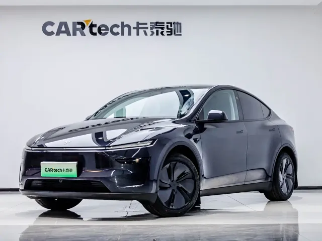 Фотография автомобиля — Tesla Model Y