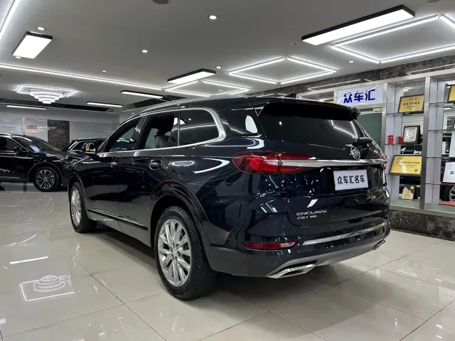 Buick Enclave — Фото автомобиля 19