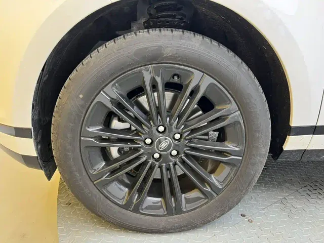 Land Rover Range Rover Evoque — Фото автомобиля 10