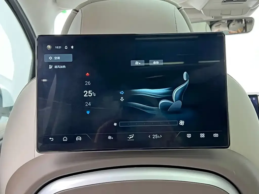 Denza Denza D9 2022 DM-i 970 AWD Flagship — Фото автомобиля 20