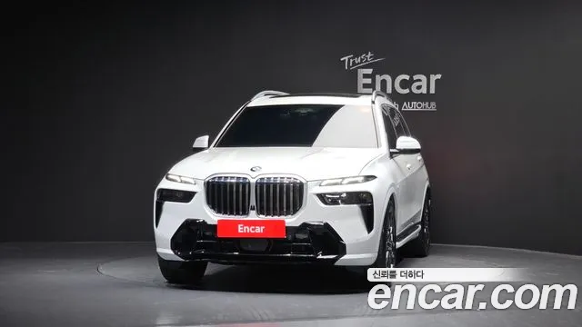 BMW X7 — Фото автомобиля 3