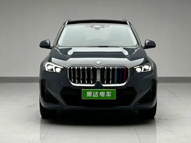 BMW X1 — Фото автомобиля 2