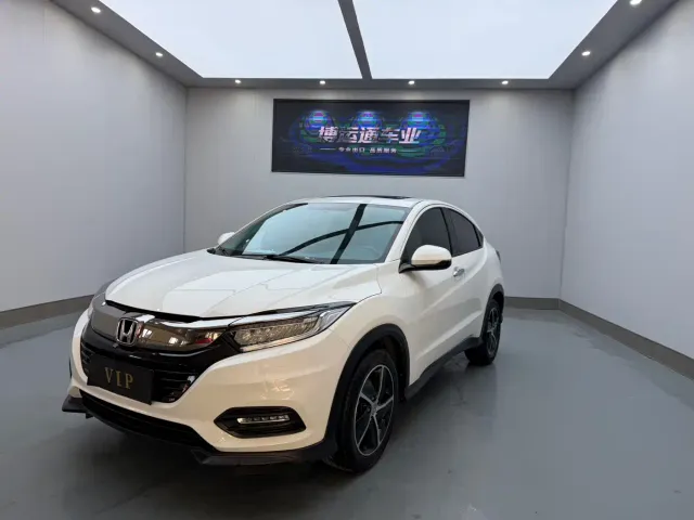 Honda Vezel — Фото автомобиля 3