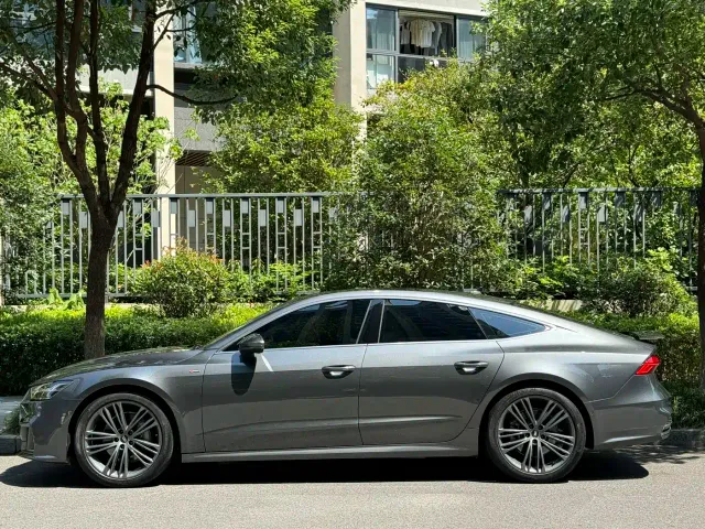 Audi A7 — Фото автомобиля 3