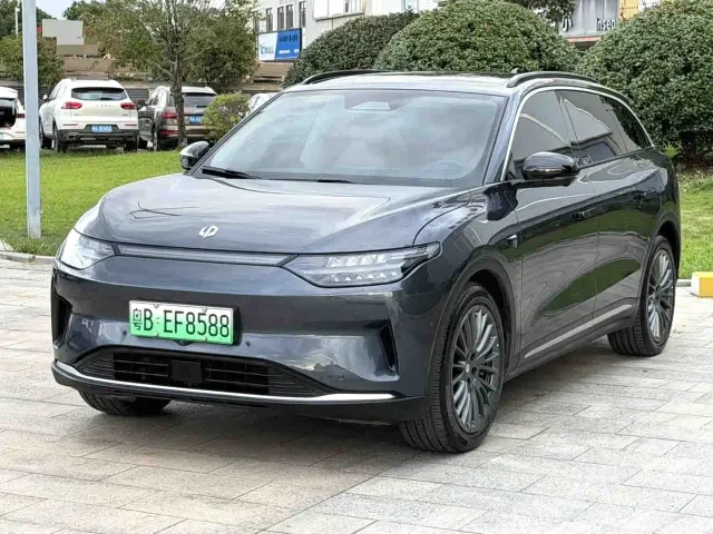 Фотография автомобиля — Leapmotor C11