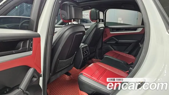 Porsche Cayenne PO536 — Фото автомобиля 18