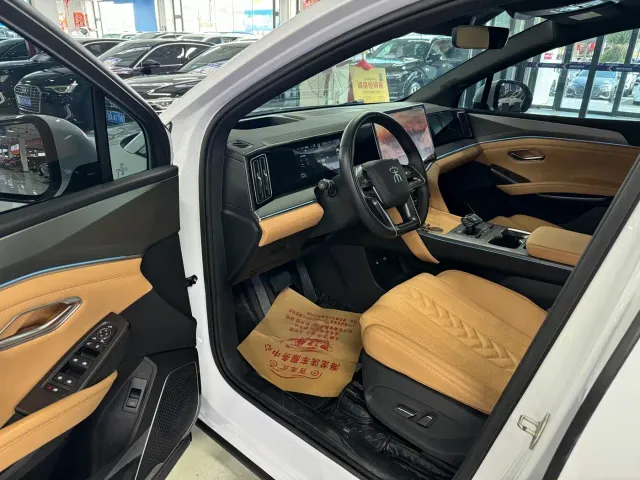 BYD Song L DM-i — Фото автомобиля 8