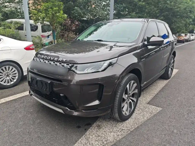 Фотография автомобиля — Land Rover Discovery Sport