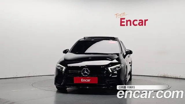 Mercedes-Benz A-Class — Фото автомобиля 3