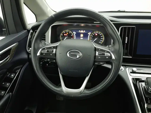 GAC Trumpchi M8 — Фото автомобиля 11