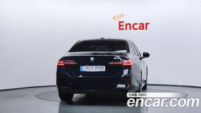 BMW 5-Series 5 серия (G60) 523d M Sport — Фото автомобиля 3