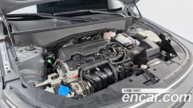 Hyundai Kona Kona (SX2) Бензин 2.0 2WD — Фото автомобиля 5