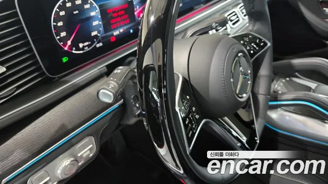 Mercedes-Benz GLE-Class — Фото автомобиля 7