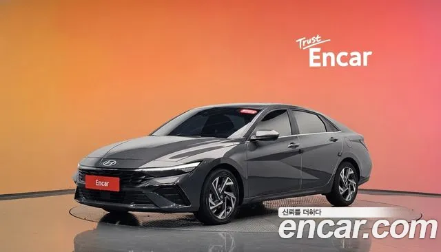 Фотография автомобиля — Hyundai Avante CN7