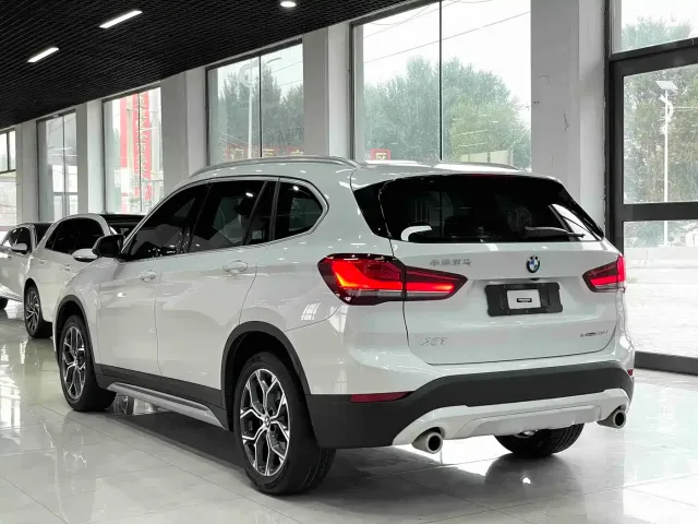 BMW X1 — Фото автомобиля 6
